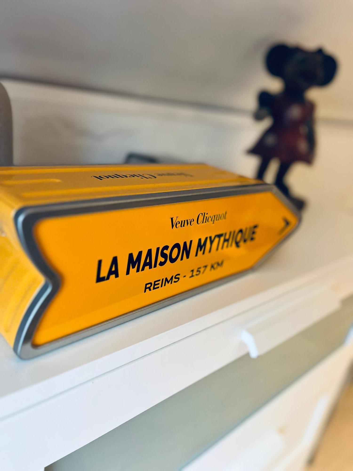 La Maison Mythique Andenne Exterior foto